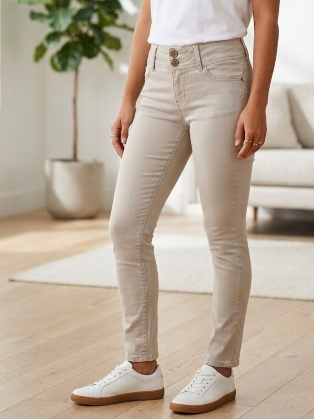 MICHAEL KORS Tan Skinny Jeans, Double Gold Tone Button, Zip Closure